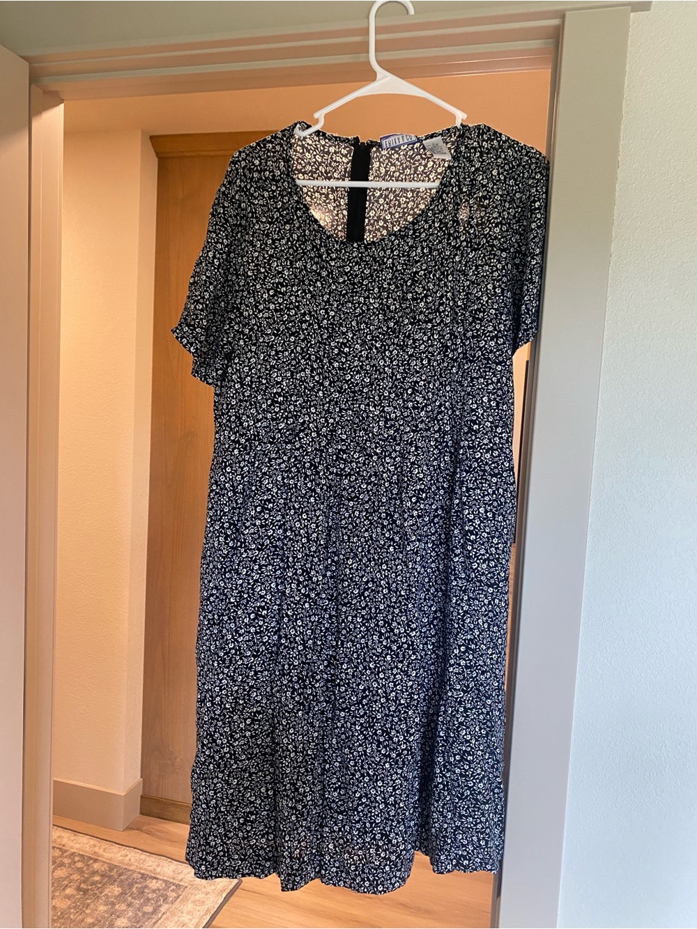 Black Floral Midi Dress with Short Sleeves